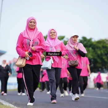 Runner Photo 8818248