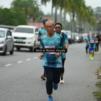 Runner Photo 8818257
