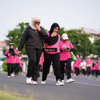 Runner Photo 8818259