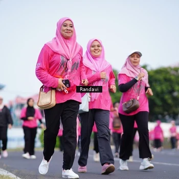 Runner Photo 8818260