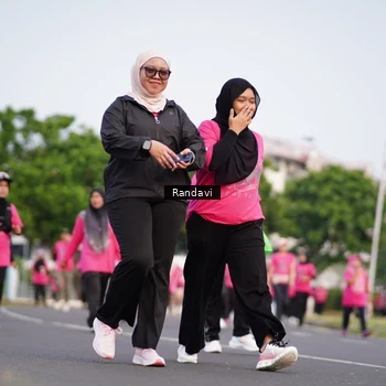 Runner Photo 8818261