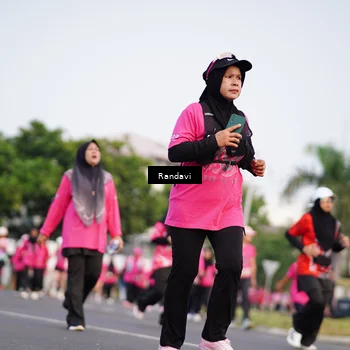 Runner Photo 8818275