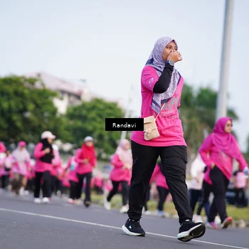 Runner Photo 8818289