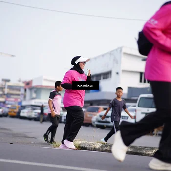 Runner Photo 8818309