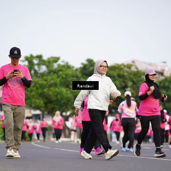 Runner Photo 8818310