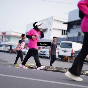 Runner Photo 8818314