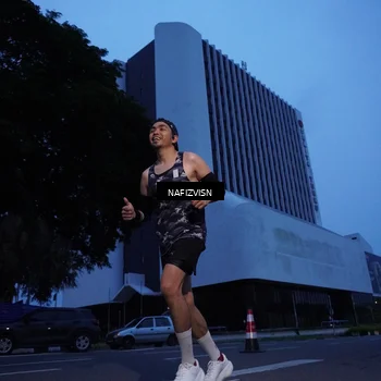 Runner Photo 8818316