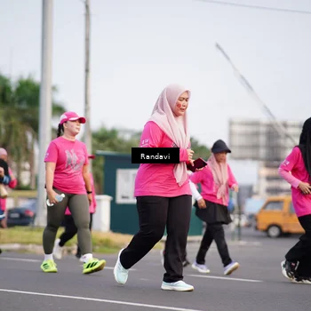 Runner Photo 8818341