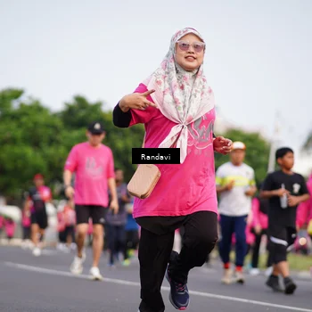 Runner Photo 8818351