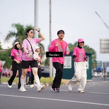 Runner Photo 8818352