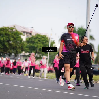 Runner Photo 8818364