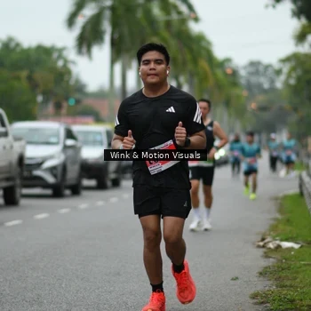 Runner Photo 8818371