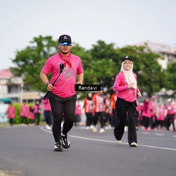 Runner Photo 8818374