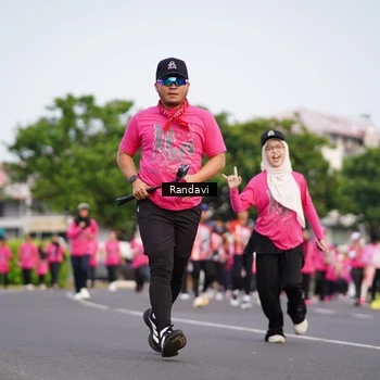 Runner Photo 8818379