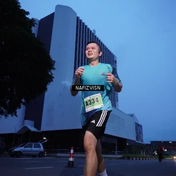Runner Photo 8818400
