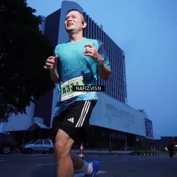 Runner Photo 8818408