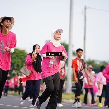 Runner Photo 8818415