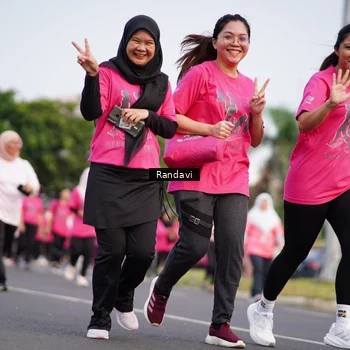 Runner Photo 8818421
