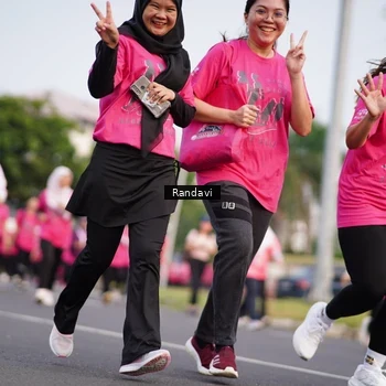 Runner Photo 8818424