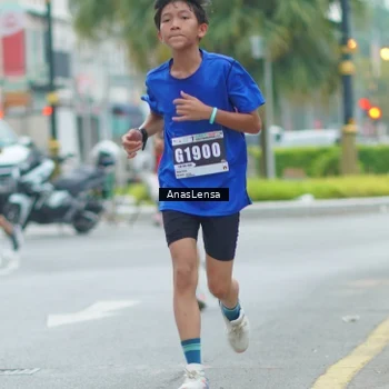 Runner Photo 8818440