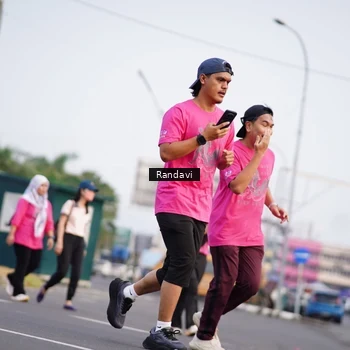Runner Photo 8818445