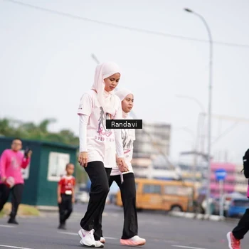 Runner Photo 8818455