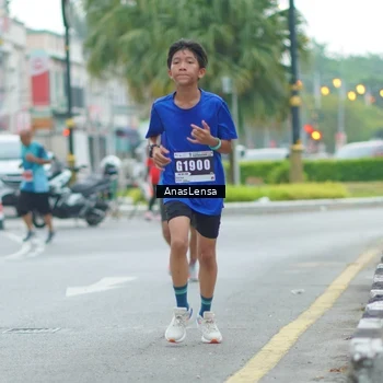 Runner Photo 8818457
