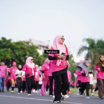 Runner Photo 8818471