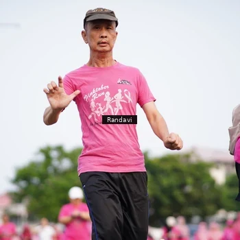 Runner Photo 8818495