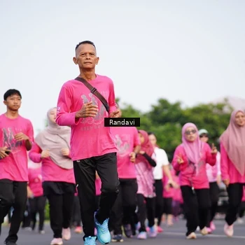 Runner Photo 8818501