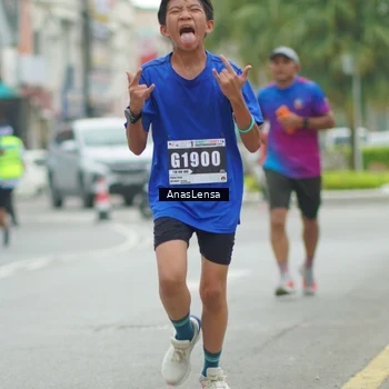 Runner Photo 8818531