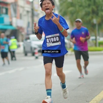 Runner Photo 8818534