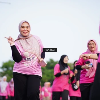 Runner Photo 8818543