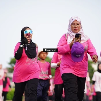 Runner Photo 8818581