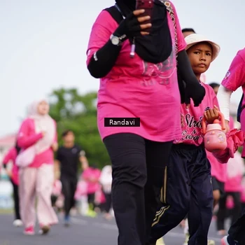 Runner Photo 8818587