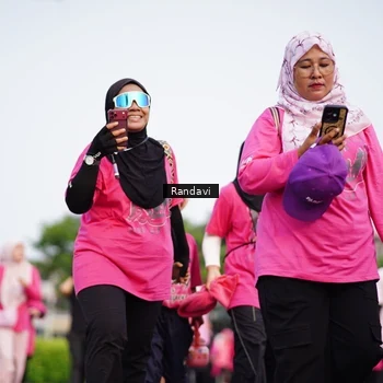 Runner Photo 8818589
