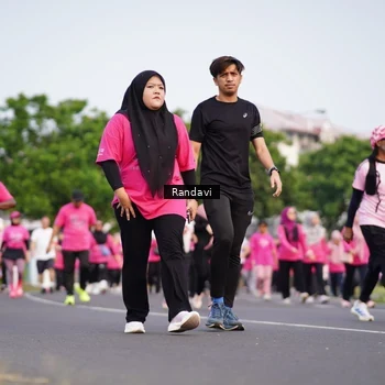 Runner Photo 8818597
