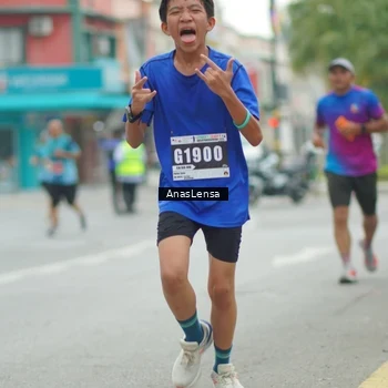 Runner Photo 8818601