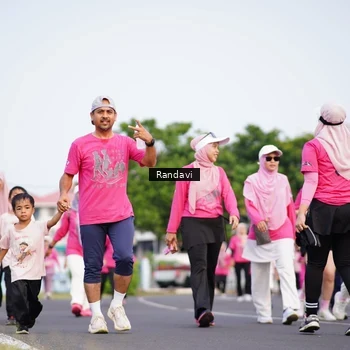 Runner Photo 8818642