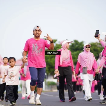 Runner Photo 8818646