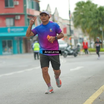 Runner Photo 8818681