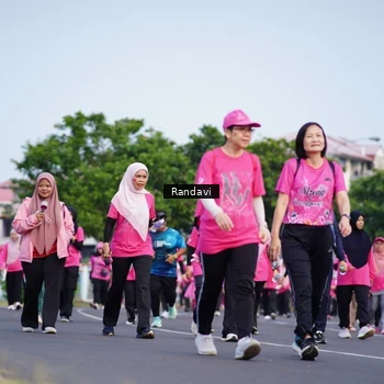 Runner Photo 8818747