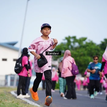 Runner Photo 8818751