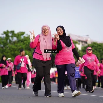 Runner Photo 8818772