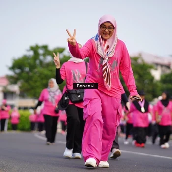 Runner Photo 8818816