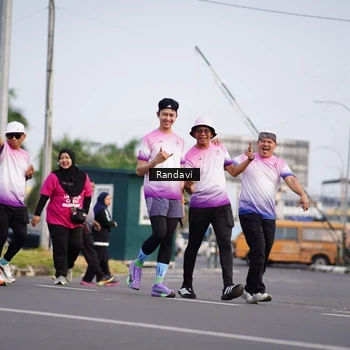 Runner Photo 8818835
