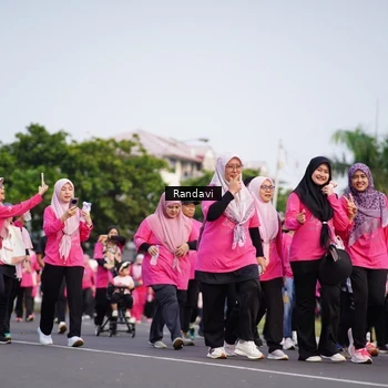 Runner Photo 8818845