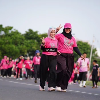 Runner Photo 8818855