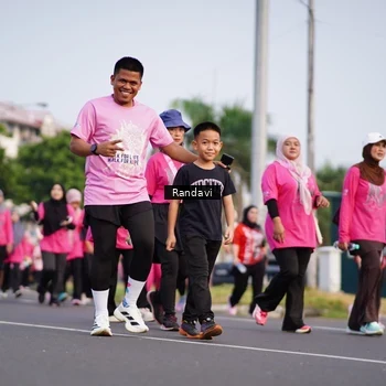 Runner Photo 8818869