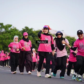 Runner Photo 8818875